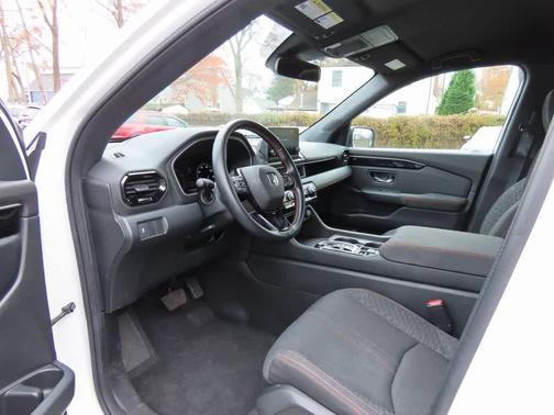 2023 Honda Pilot Sport