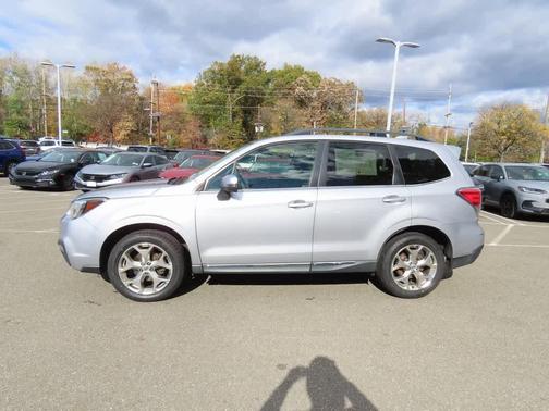 2017 Subaru Forester 2.5i Touring