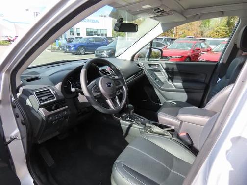 2017 Subaru Forester 2.5i Touring