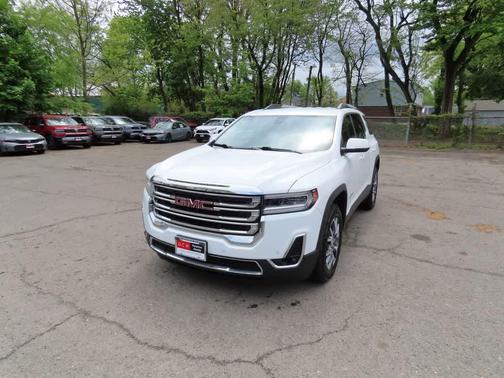 Summit White 2023 GMC Acadia SLT