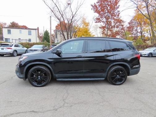 2022 Honda Pilot Black Edition