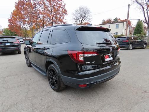 2022 Honda Pilot Black Edition