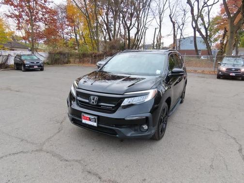2022 Honda Pilot Black Edition