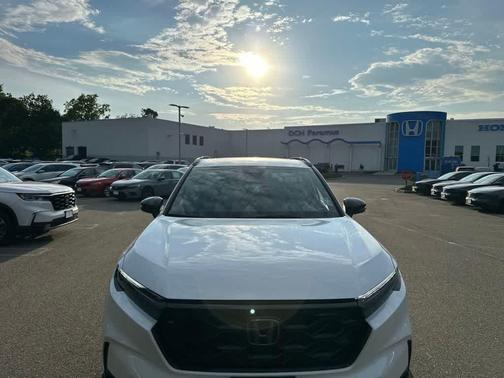 Platinum White Pearl 2024 Honda CR-V Hybrid Sport