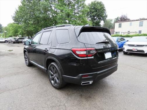 2024 Honda Pilot Sport