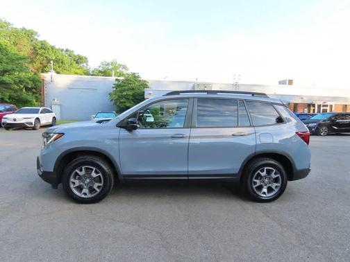 Sonic Gray Pearl 2023 Honda Passport TrailSport
