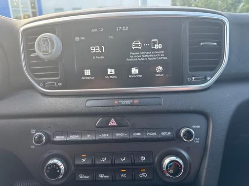 Clear White 2020 Kia Sportage LX