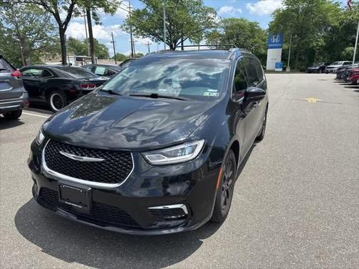 2021 Chrysler Pacifica Touring-L