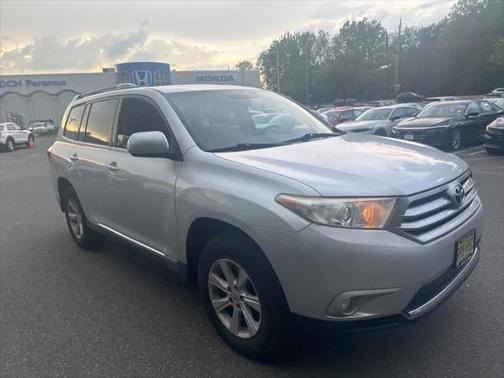 2013 Toyota Highlander Base Plus