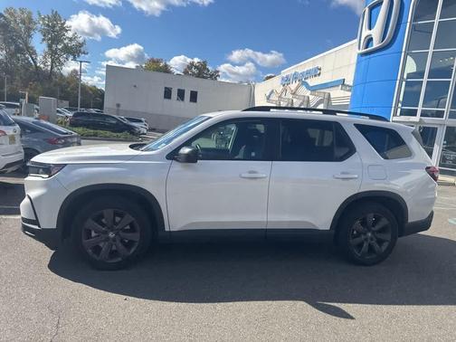 2025 Honda Pilot Sport