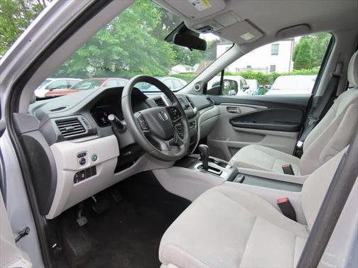 2020 Honda Pilot LX