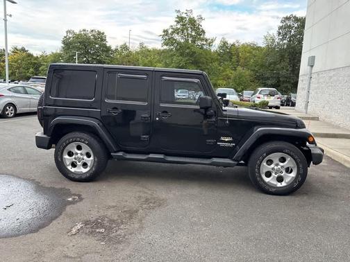 2014 Jeep Wrangler Unlimited Sahara