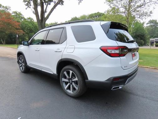 2025 Honda Pilot Touring+