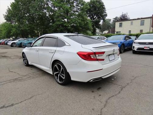 2022 Honda Accord Sport SE