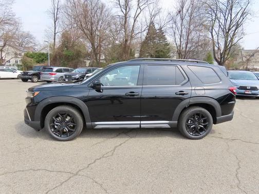 2025 Honda Pilot Touring+