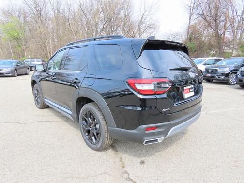 2025 Honda Pilot Touring+