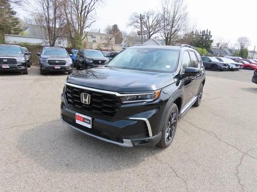 2025 Honda Pilot Touring+