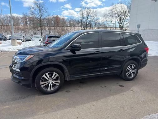 2018 Honda Pilot EX