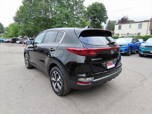 2022 Kia Sportage LX