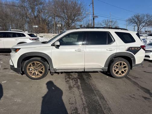 2023 Honda Pilot Elite