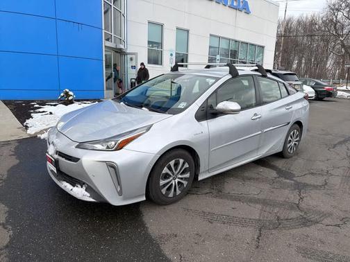 2021 Toyota Prius XLE