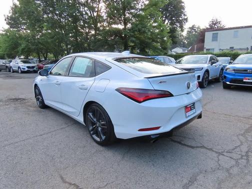 2023 Acura Integra w/A-Spec Package