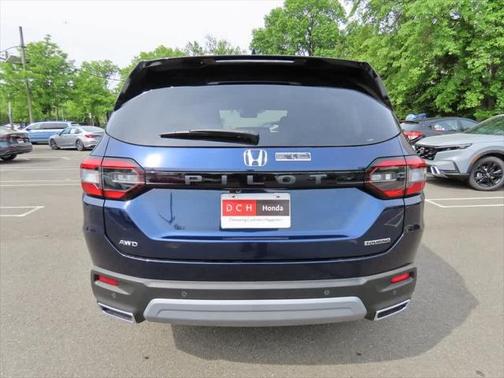 2025 Honda Pilot Touring
