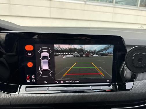 2024 Volkswagen Golf GTI 2.0T Autobahn