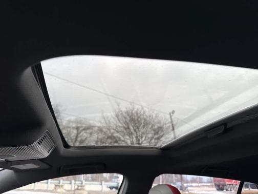 2024 Volkswagen Golf GTI 2.0T Autobahn