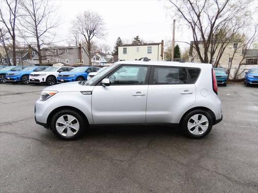 2016 Kia Soul Base