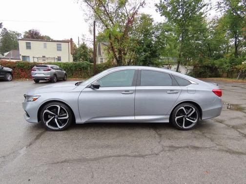 2022 Honda Accord Sport SE