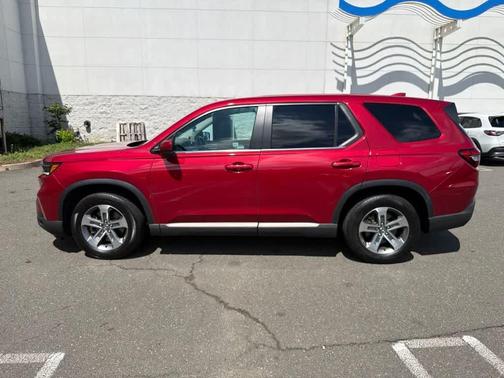 Radiant Red Metallic II 2024 Honda Pilot EX-L 7-Passenger