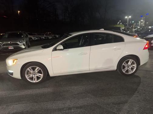 2015 Volvo S60 T5 Premier