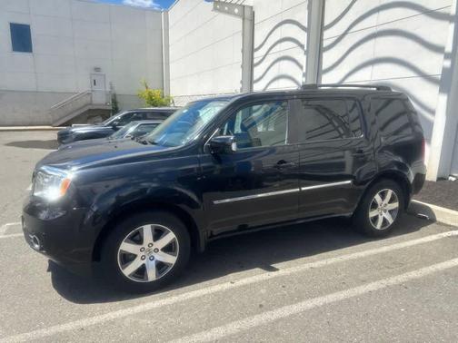 Black 2015 Honda Pilot Touring
