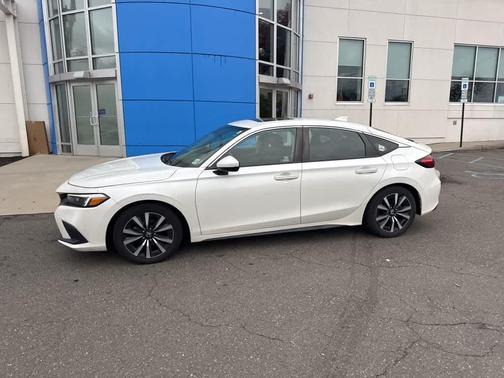 2022 Honda Civic EX-L