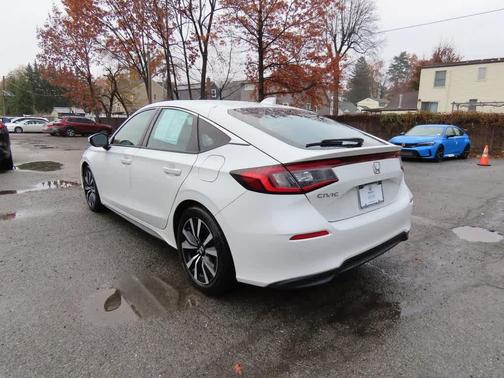 2022 Honda Civic EX-L