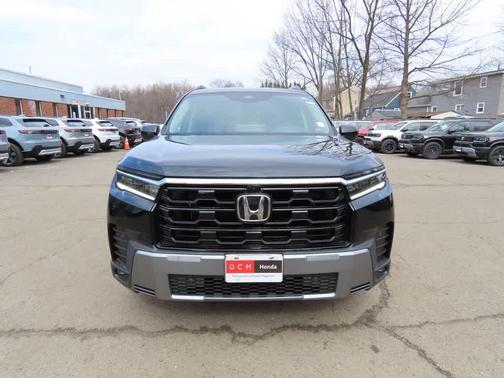 Crystal Black Pearl 2026 Honda Pilot Elite