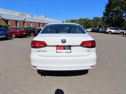 2015 Volkswagen Jetta 1.8T SE