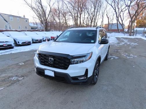 2023 Honda Passport Elite