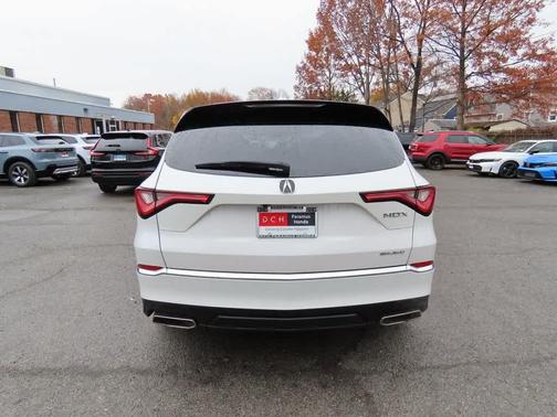 2023 Acura MDX Base