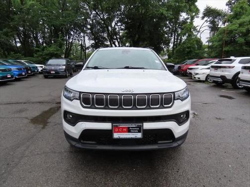 2022 Jeep Compass Latitude Lux