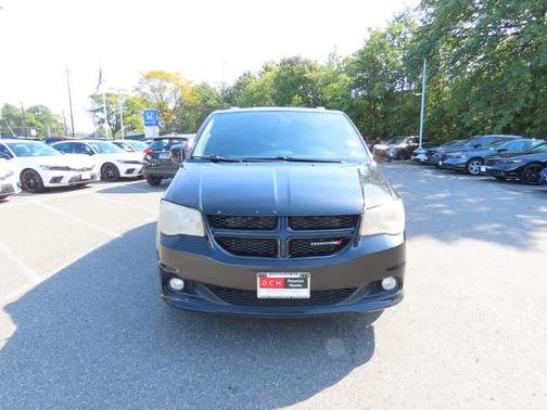 Black 2017 Dodge Grand Caravan GT