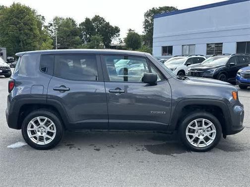 2023 Jeep Renegade Latitude