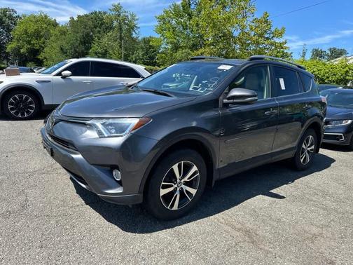 Magnetic Gray Metallic 2018 Toyota RAV4 XLE