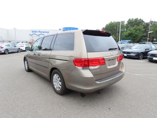 Beige 2009 Honda Odyssey LX