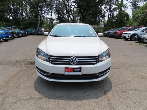 2014 Volkswagen Passat Auto Wolfsburg Ed