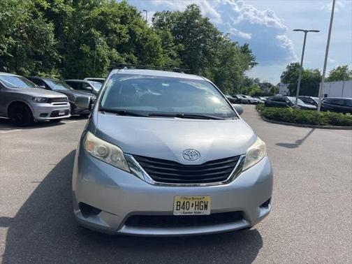 2013 Toyota Sienna LE