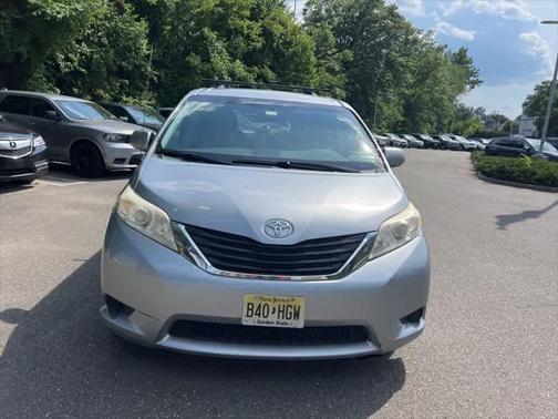 2013 Toyota Sienna LE