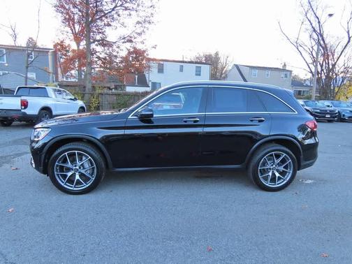 2022 Mercedes-Benz GLC 300 Base 4MATIC