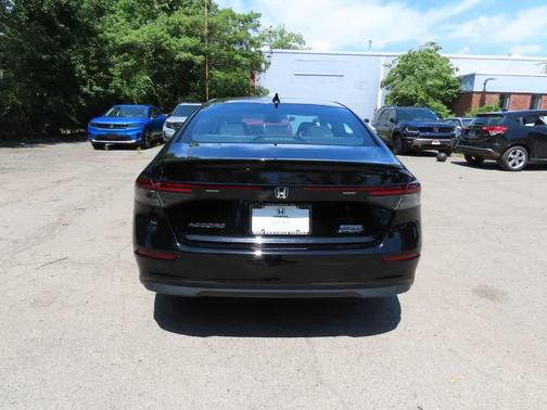 Crystal Black Pearl 2024 Honda Accord Hybrid Sport